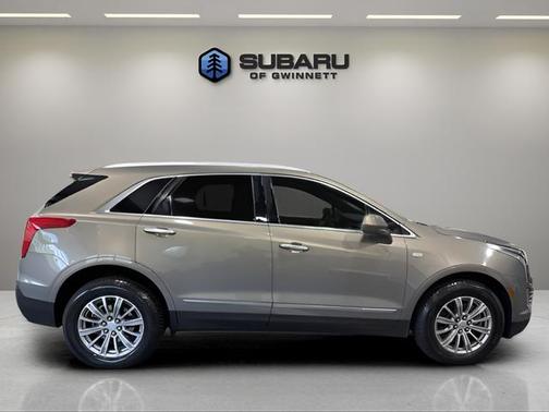 Bronze Dune Metallic 2017 Cadillac XT5 Luxury