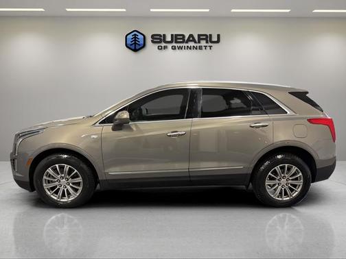 Bronze Dune Metallic 2017 Cadillac XT5 Luxury