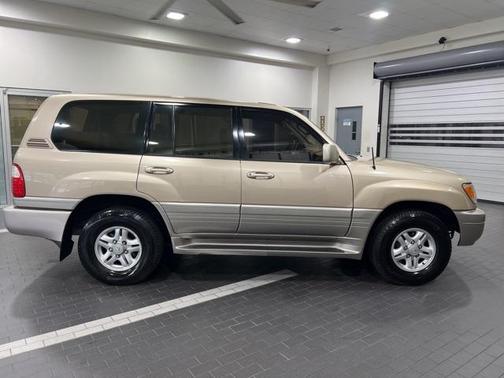 1999 Lexus LX 470 Base