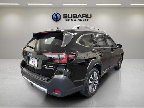 Crystal Black Silica 2025 Subaru Outback Touring XT