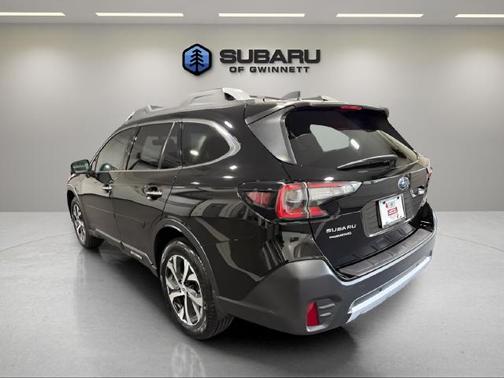 Crystal Black Silica 2022 Subaru Outback Touring XT