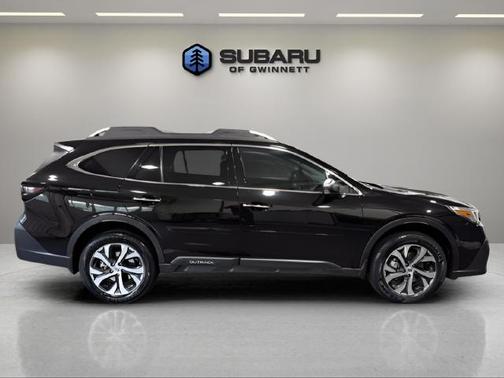 Crystal Black Silica 2022 Subaru Outback Touring XT