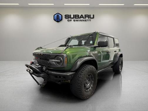 Eruption Green Metallic 2023 Ford Bronco Everglades