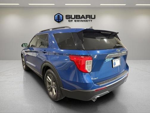 Blue Metallic 2021 Ford Explorer XLT