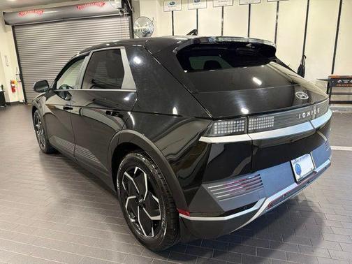 Phantom Black 2023 Hyundai IONIQ 5 SEL