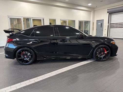 2025 Honda Civic Type R Base