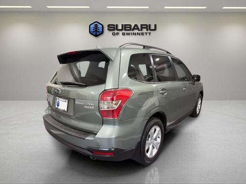 Jasmine Green Metallic 2016 Subaru Forester 2.5i Limited