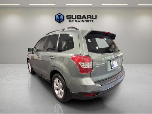 Jasmine Green Metallic 2016 Subaru Forester 2.5i Limited