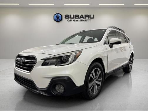 White 2019 Subaru Outback 2.5i Limited