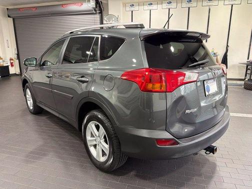 Magnetic Gray Metallic 2013 Toyota RAV4 XLE