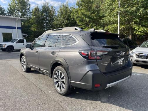 2025 Subaru Outback Touring