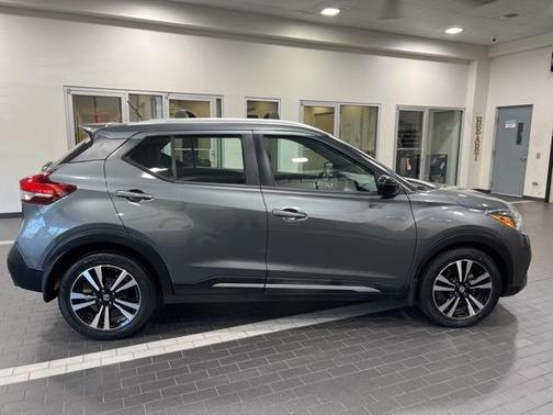 2018 Nissan Kicks SR