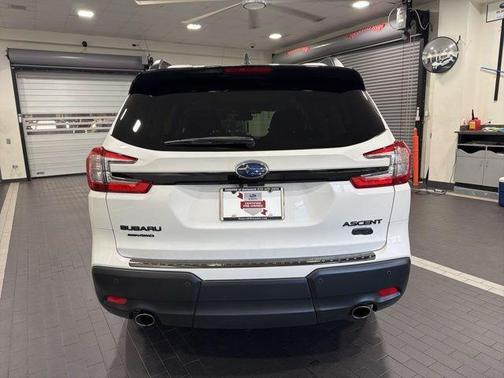 2025 Subaru Ascent Onyx Edition Touring