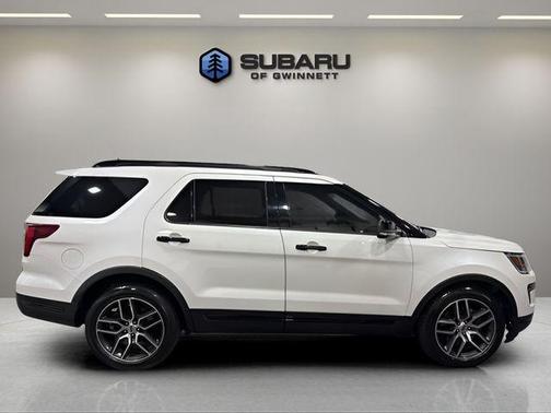 2019 Ford Explorer sport