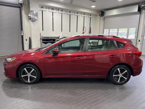 2019 Subaru Impreza 2.0i Premium
