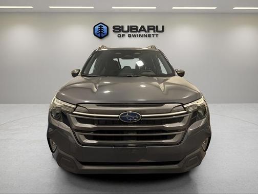 Magnetite Gray Metallic 2025 Subaru Forester Premium