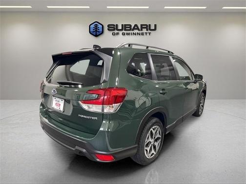 2024 Subaru Forester Premium