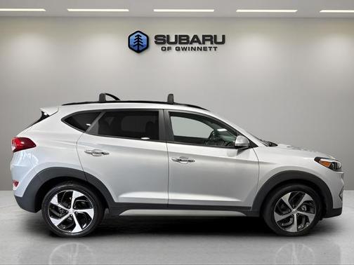 Molten Silver 2017 Hyundai TUCSON Limited