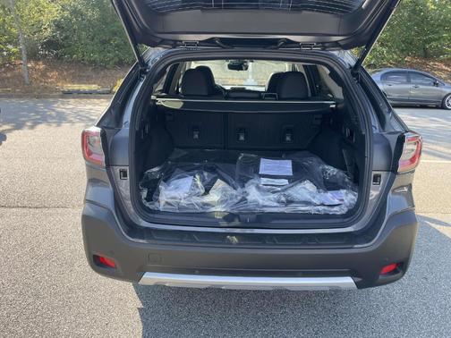 2025 Subaru Outback Touring XT