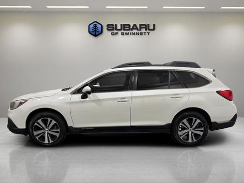 Crystal White Pearl 2019 Subaru Outback 2.5i Limited