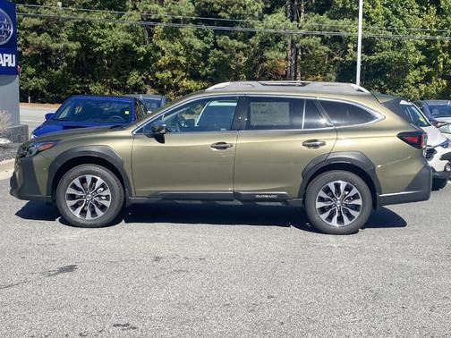 2025 Subaru Outback Touring