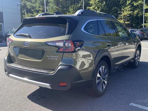 2025 Subaru Outback Touring