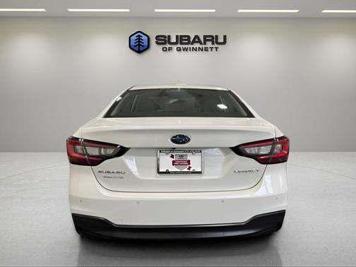 Crystal White Pearl 2025 Subaru Legacy