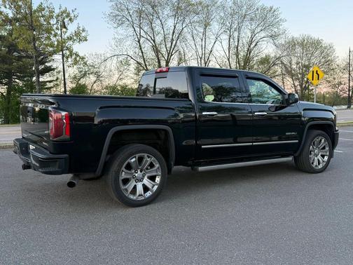 Onyx Black 2017 GMC Sierra 1500 Denali