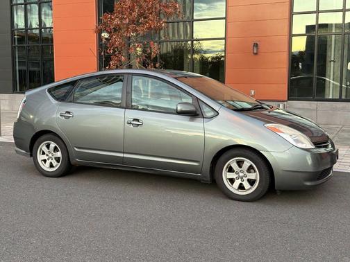 2005 Toyota Prius Base