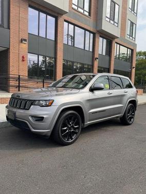 2017 Jeep Grand Cherokee Altitude
