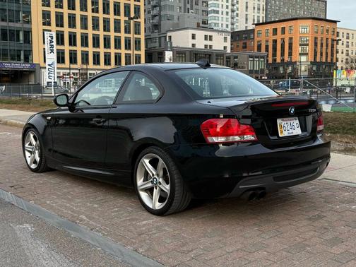 2011 BMW 135 135i Coupe 2D