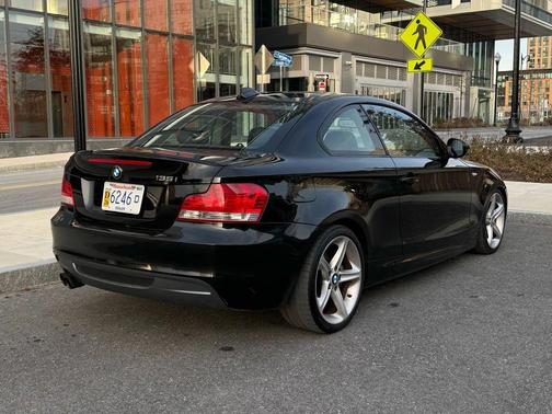 2011 BMW 135 135i Coupe 2D