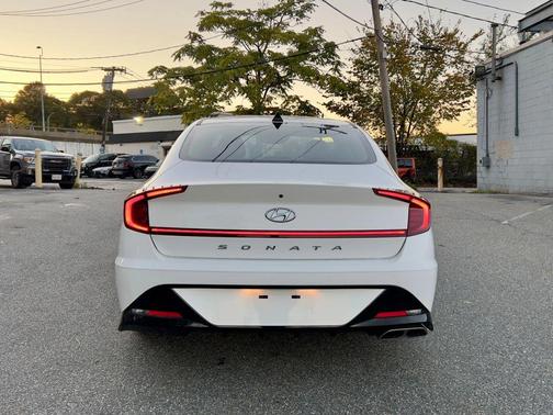 2023 Hyundai SONATA SEL