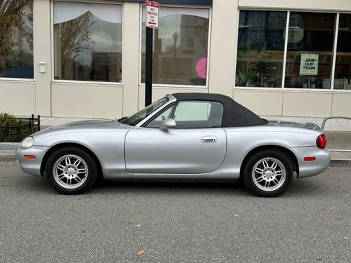 1999 Mazda MX-5 Miata 10th Anniversary Convertible 2D