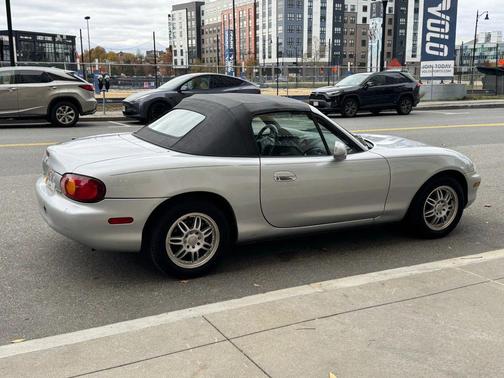 1999 Mazda MX-5 Miata 10th Anniversary Convertible 2D