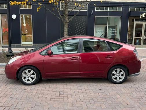 2005 Toyota Prius Base
