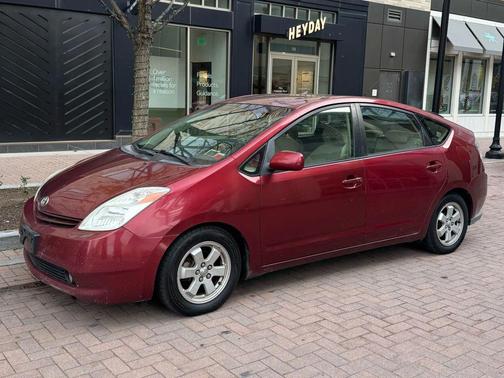 2005 Toyota Prius Base