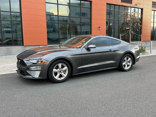 2018 Ford Mustang EcoBoost