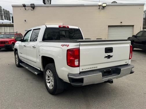 Iridescent Pearl Tricoat 2016 Chevrolet Silverado 1500 LTZ