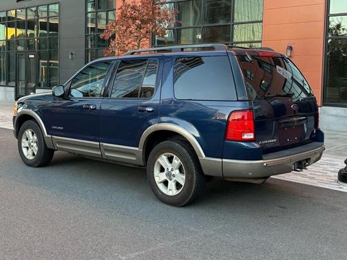 2004 Ford Explorer Eddie Bauer