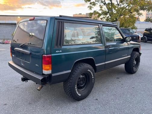 1997 Jeep Cherokee SE 4WD
