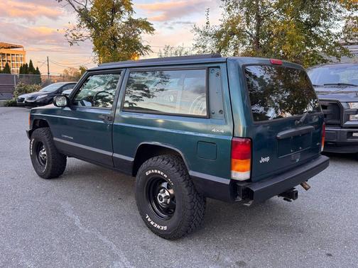 1997 Jeep Cherokee SE 4WD