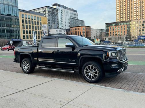 Onyx Black 2017 GMC Sierra 1500 Denali