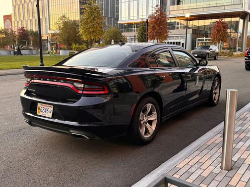 2016 Dodge Charger SXT