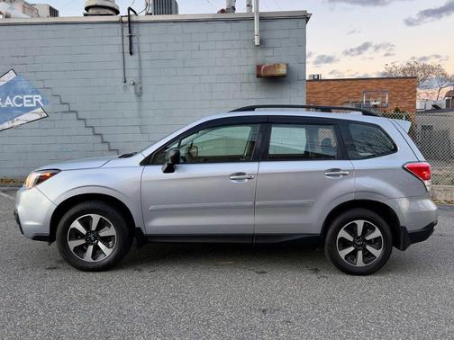 2017 Subaru Forester 2.5i