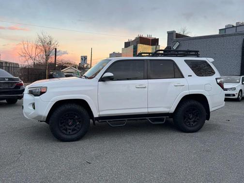 2014 Toyota 4Runner SR5