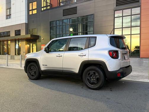2016 Jeep Renegade Sport