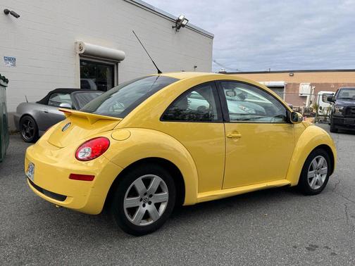 2007 Volkswagen New Beetle 2.5