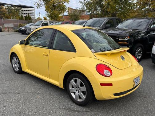 2007 Volkswagen New Beetle 2.5