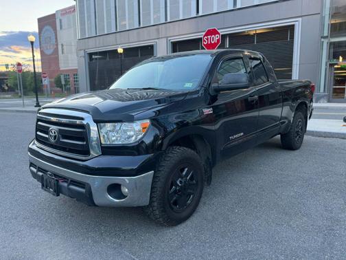Black 2013 Toyota Tundra Grade